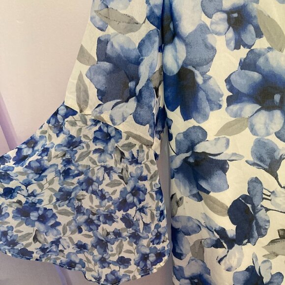 Calvin Klein Blouse, EUC, Size M - Picture 7 of 12